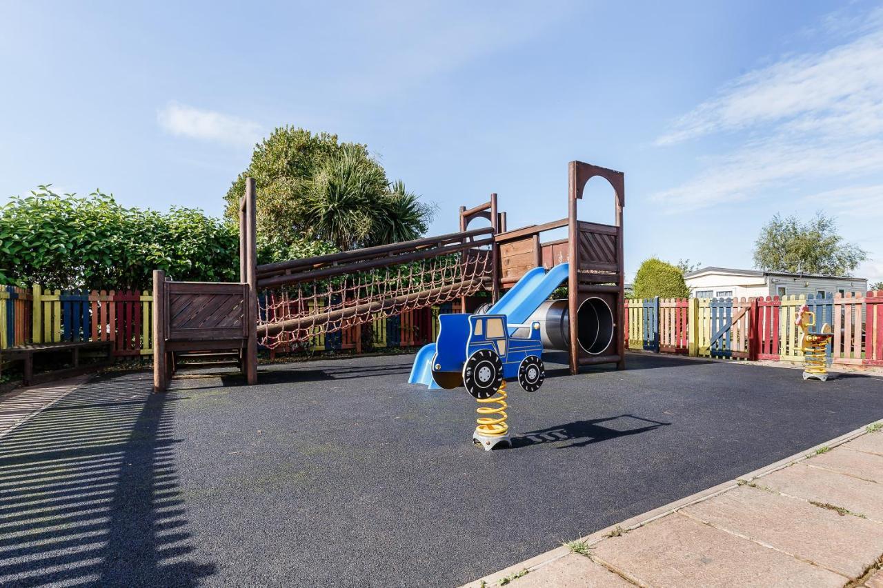 Bucklegrove Holiday Park Bath Bagian luar foto