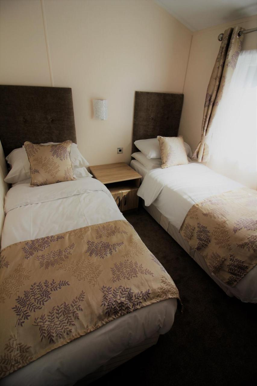 Bucklegrove Holiday Park Bath Bagian luar foto