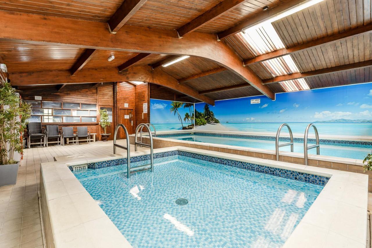 Bucklegrove Holiday Park Bath Bagian luar foto