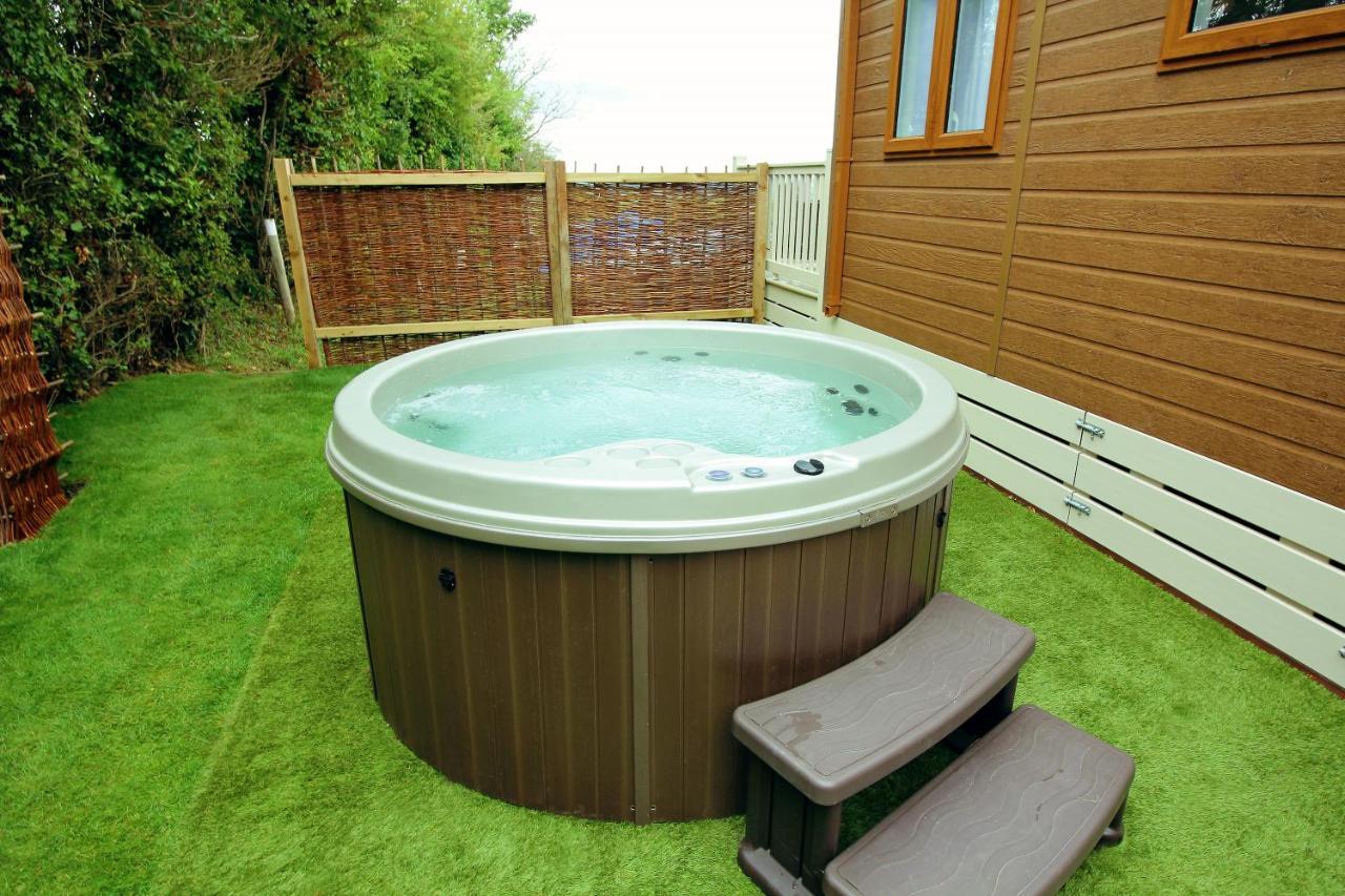 Bucklegrove Holiday Park Bath Bagian luar foto